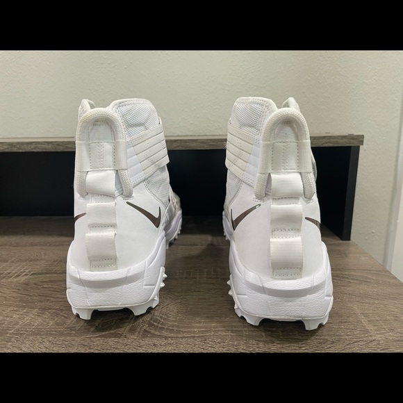 RARE Oregon Ducks Nike Force Savage Elite Shark Football Cleats Men’s main image 6